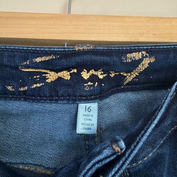 SALE!  Seven7 Dark Denim Sunset Bermuda Shorts Size 16 EUC - Picture 5 of 5